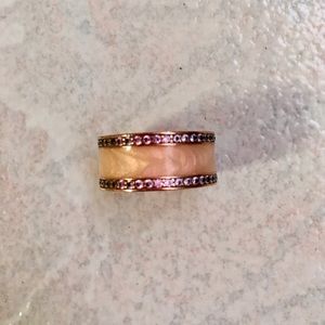 Pandora marble pink rink